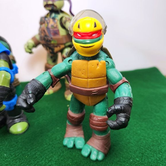 Teenage Mutant Ninja Turtles Action Figures Lot of 8 2002 - 2015 Plus 3 - Picture 3 of 11